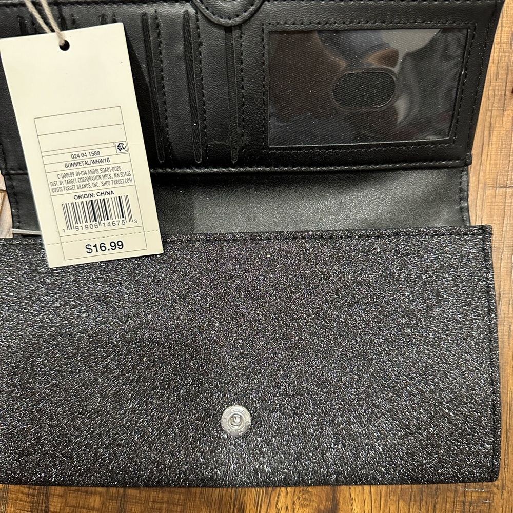 Sparkly black wallet